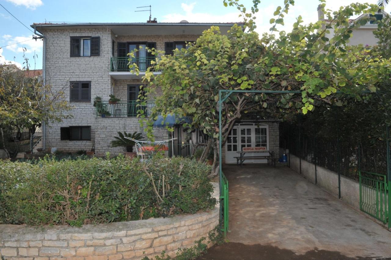 Apartments Valerija Supetar Dış mekan fotoğraf
