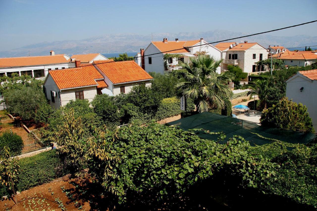 Apartments Valerija Supetar Dış mekan fotoğraf